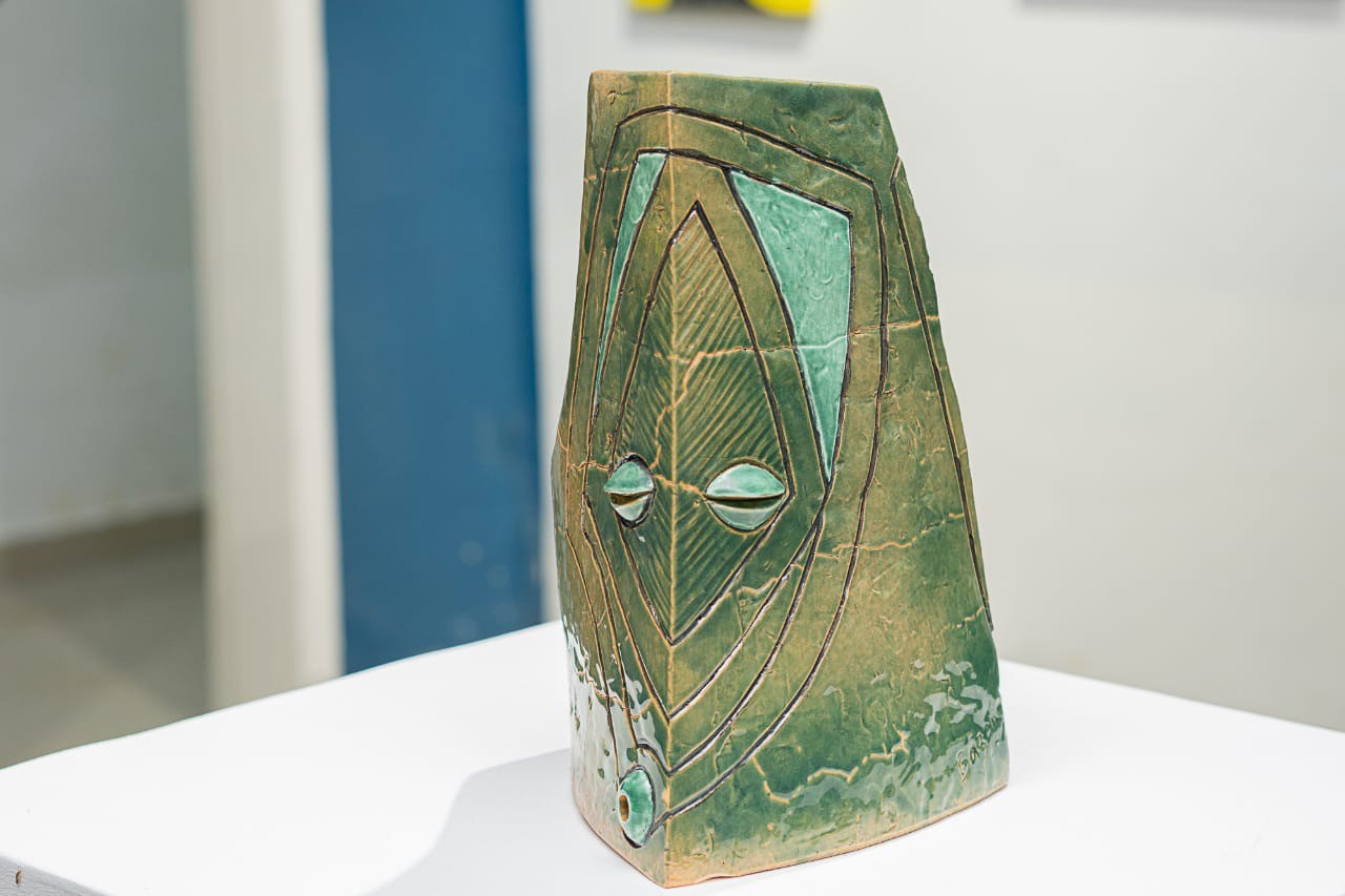 A signature style of Zairean ceramics I(1)