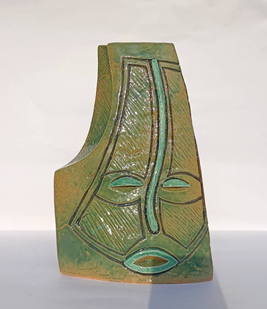 A signature style of Zairean ceramics II